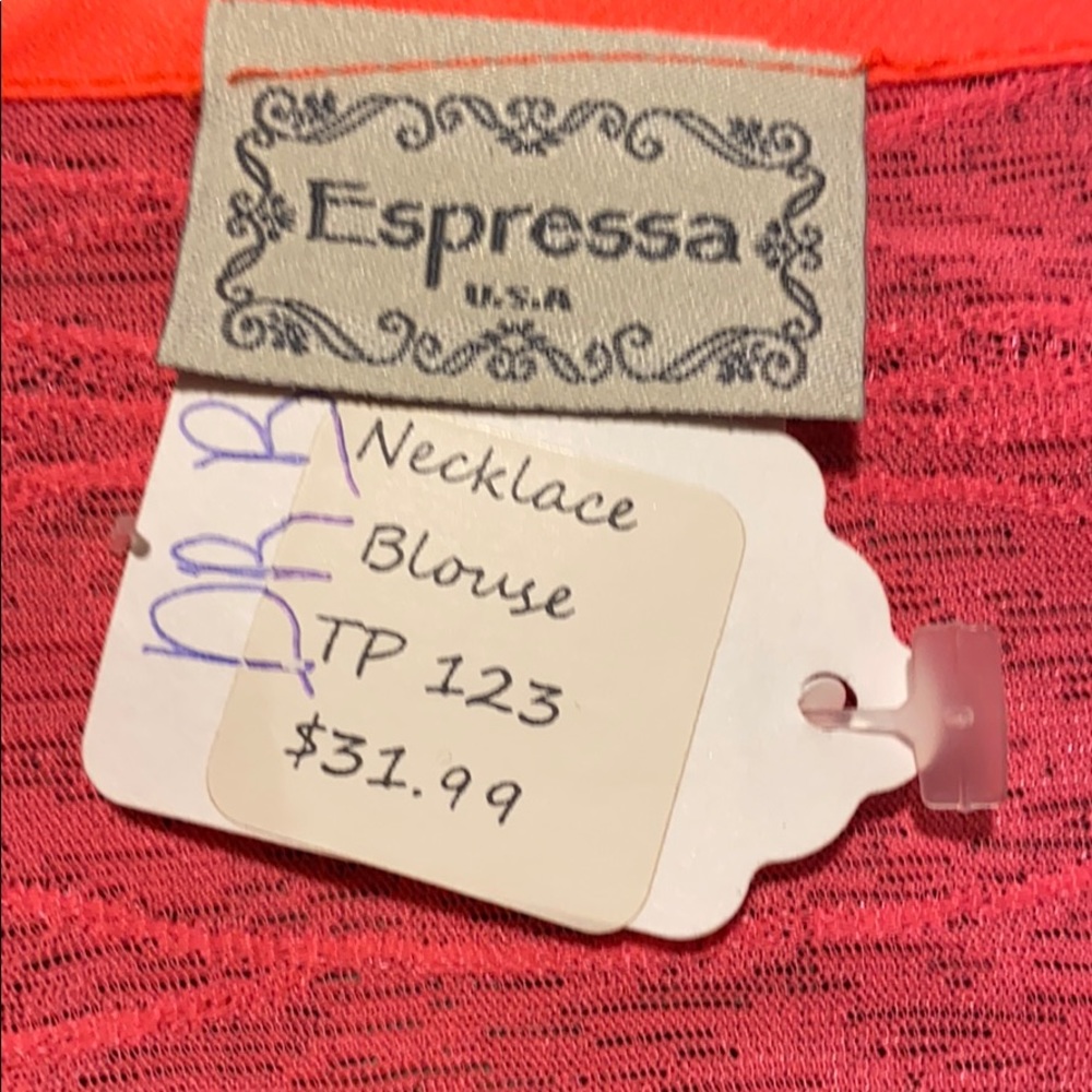 Expressa Blouse (NWT) - Picture 4 of 4